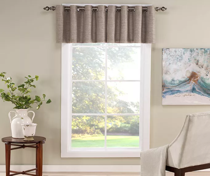 Eclipse Newport Therma Blackout Grommet Valance 3 Eclipse Newport Therma Blackout Grommet Valance - Image 3