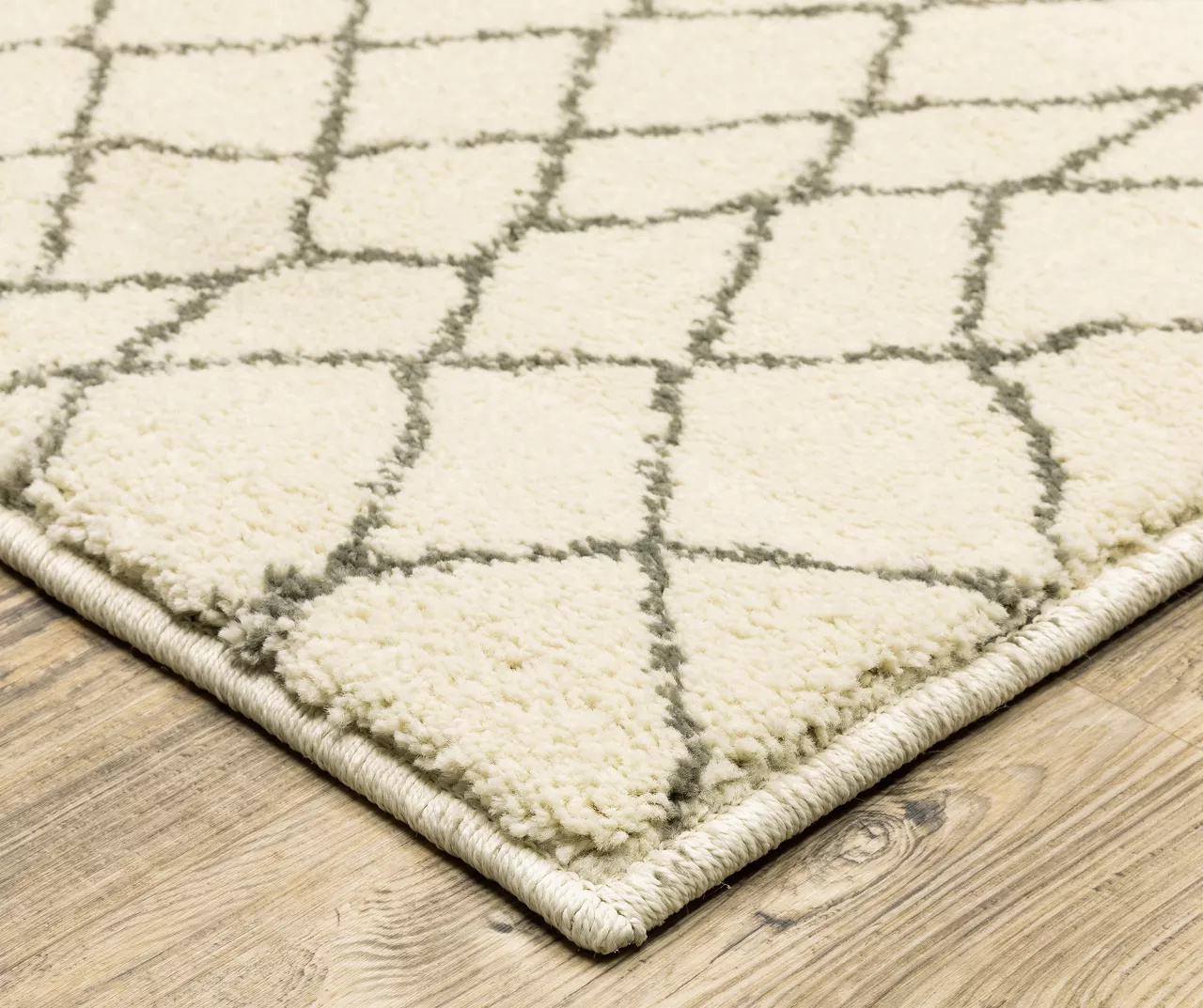 Harrison Geometric Accent Rug, (2' X 3') 3 Harrison Geometric Accent Rug, (2' X 3') - Image 3