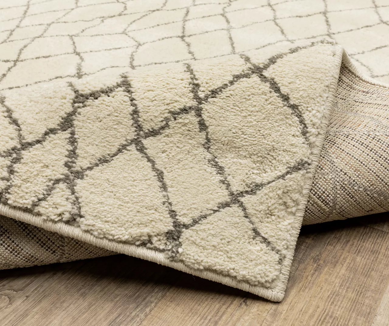 Harrison Geometric Accent Rug, (2' X 3') 8 Harrison Geometric Accent Rug, (2' X 3') - Image 8