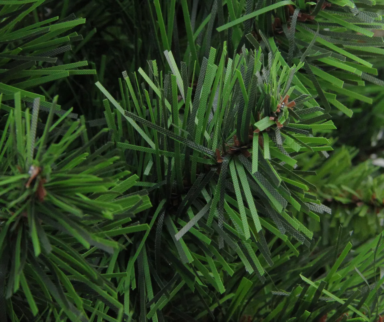 32" Lush Mixed Pine Swag 2 32" Lush Mixed Pine Swag - Image 2