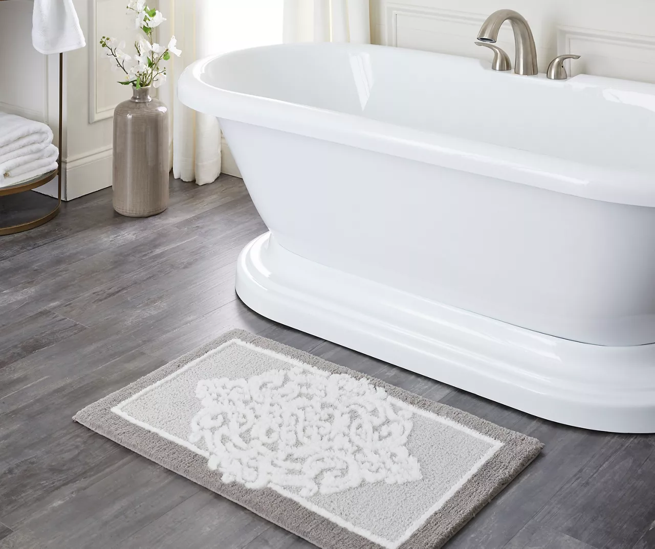Mohawk Horizon Renaissance Medallion Bath Rug 7 Mohawk Horizon Renaissance Medallion Bath Rug - Image 7