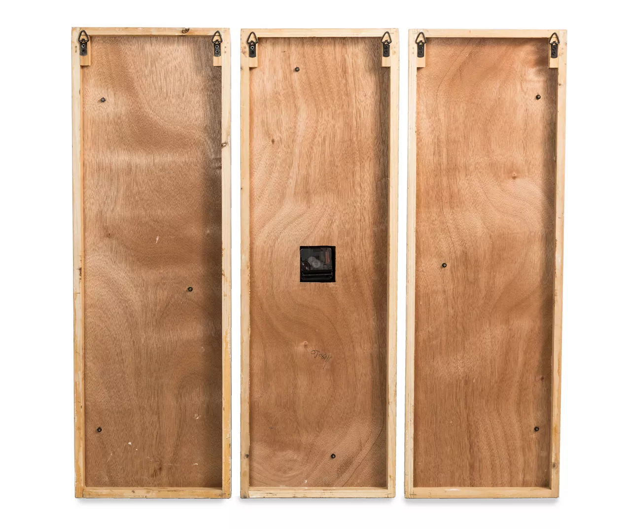 Black & White Distressed Roman Numeral 3-Piece Farmhouse Wall Clock Set, (31.5") 6 Black & White Distressed Roman Numeral 3-Piece Farmhouse Wall Clock Set, (31.5") - Image 6