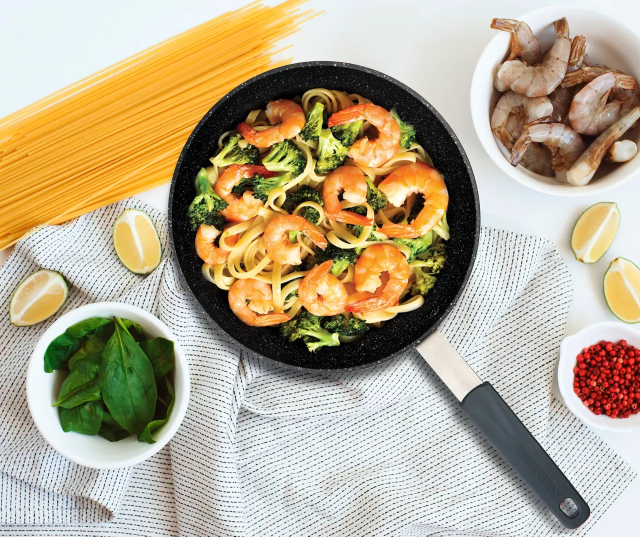 Masterpan 11" Black Speckled Non-Stick Aluminum & Stainless Steel Fry Pan 6 Masterpan 11" Black Speckled Non-Stick Aluminum & Stainless Steel Fry Pan - Image 6