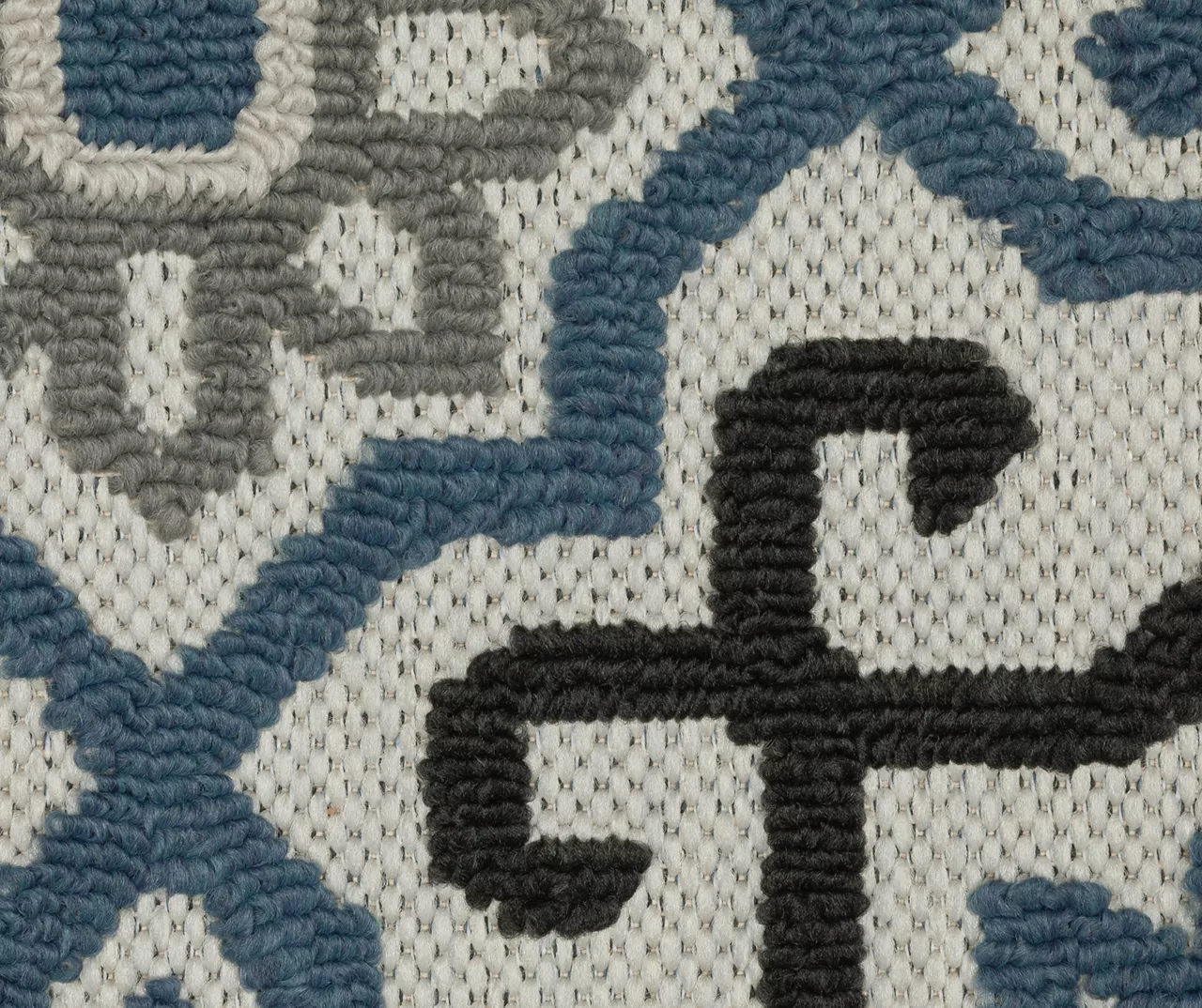 Torance Beige & Blue Linework Medallion Outdoor Area Rug, (1.1' X 3.9') 3 Torance Beige & Blue Linework Medallion Outdoor Area Rug, (1.1' X 3.9') - Image 3