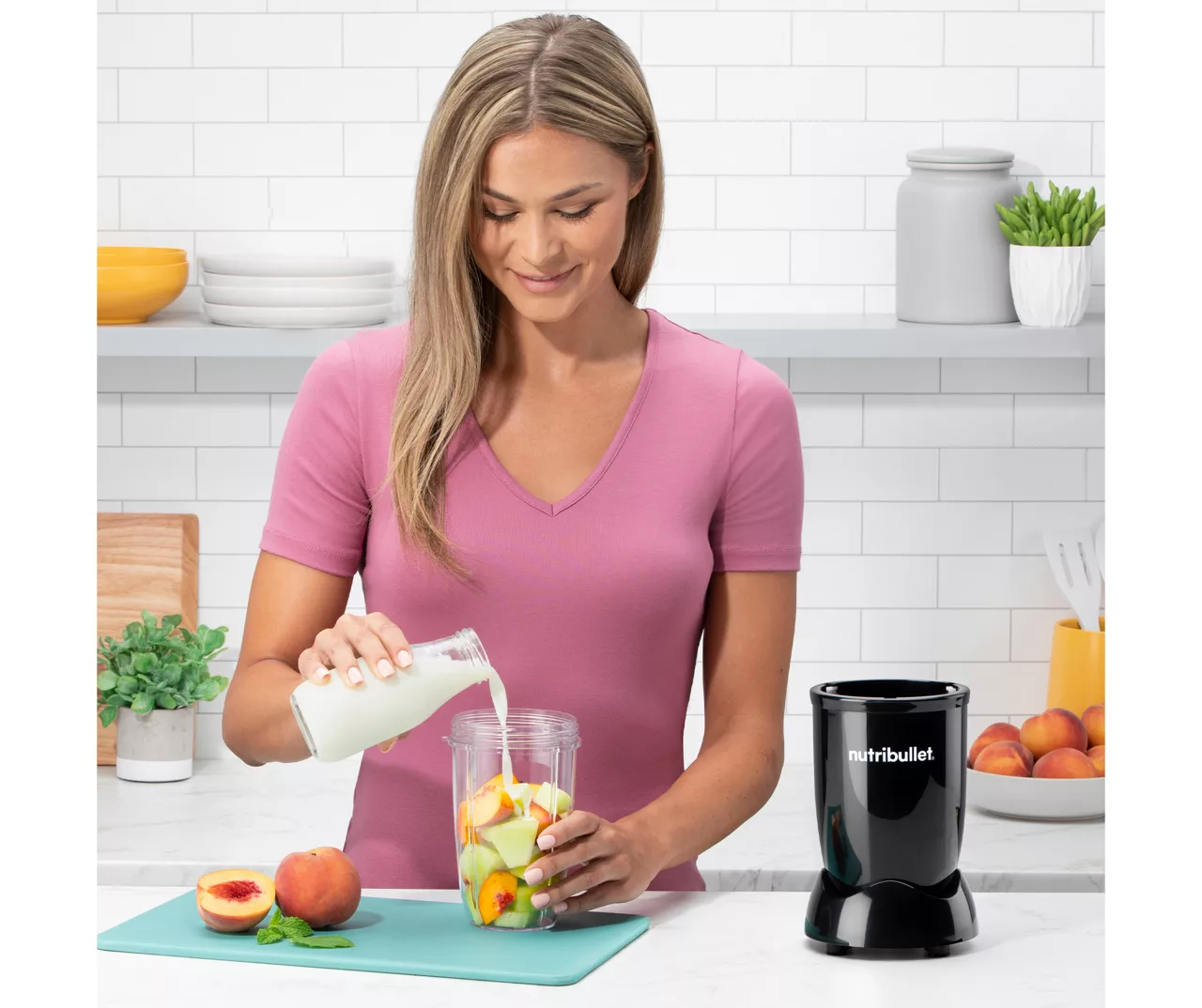 NutriBullet Black 500W Single Serve Blender 8 NutriBullet Black 500W Single Serve Blender - Image 8