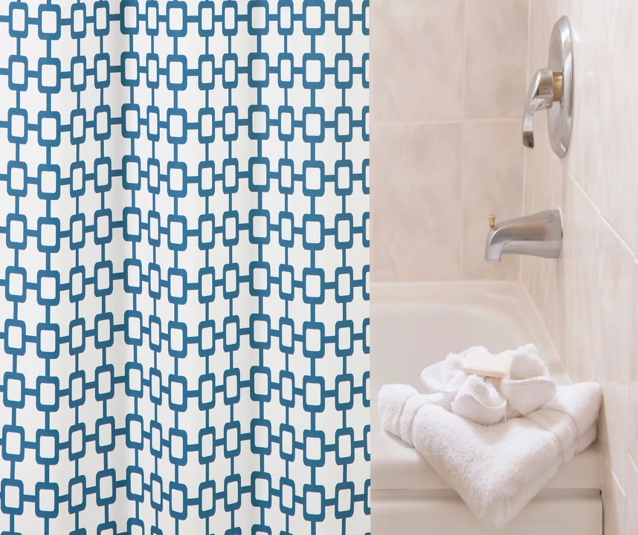 White & Black Round Up Medium-Weight PEVA Shower Liner 2 White & Black Round Up Medium-Weight PEVA Shower Liner - Image 2