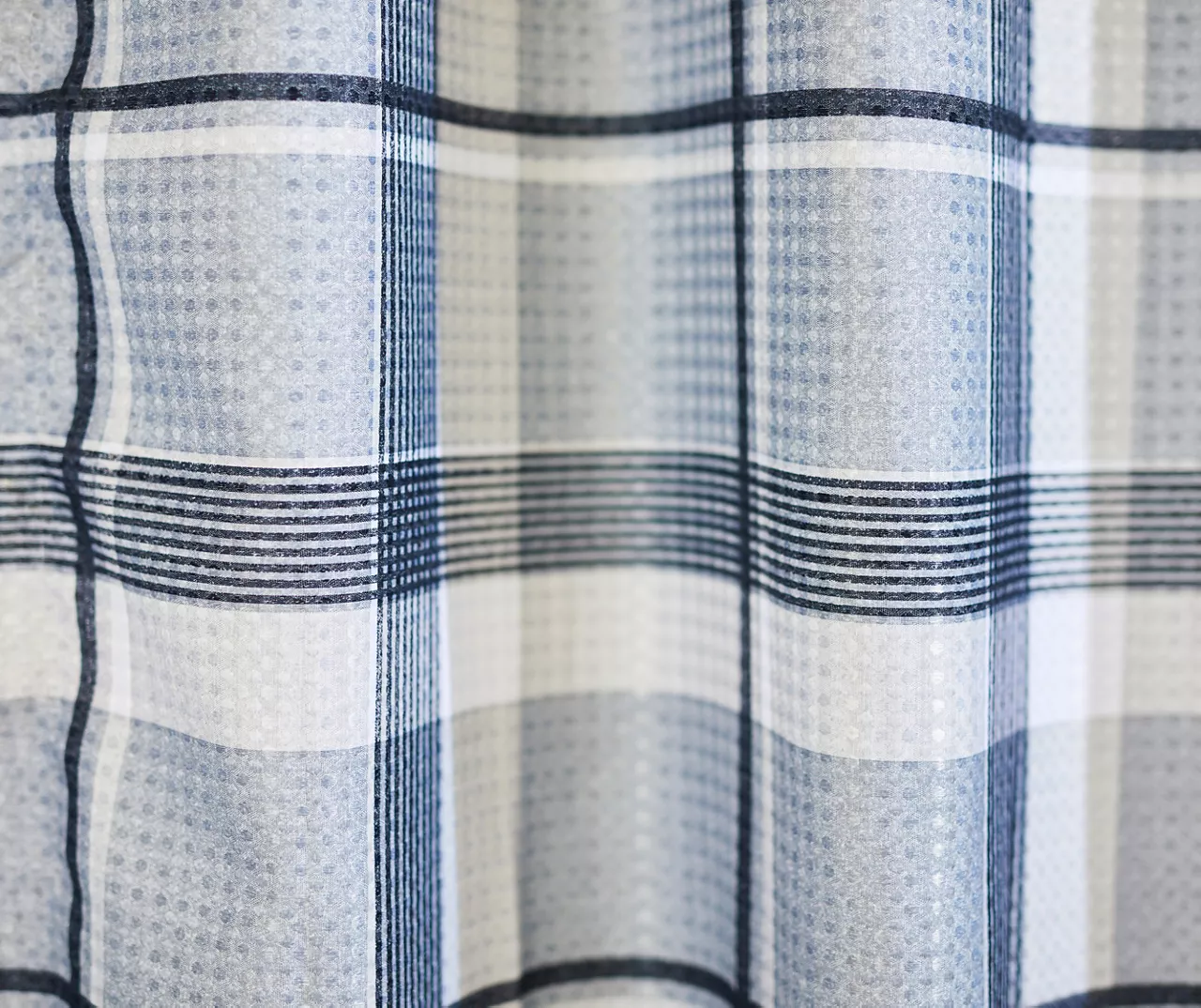 Sutton Gray Plaid Polyester Shower Curtain Set 3 Sutton Gray Plaid Polyester Shower Curtain Set - Image 3