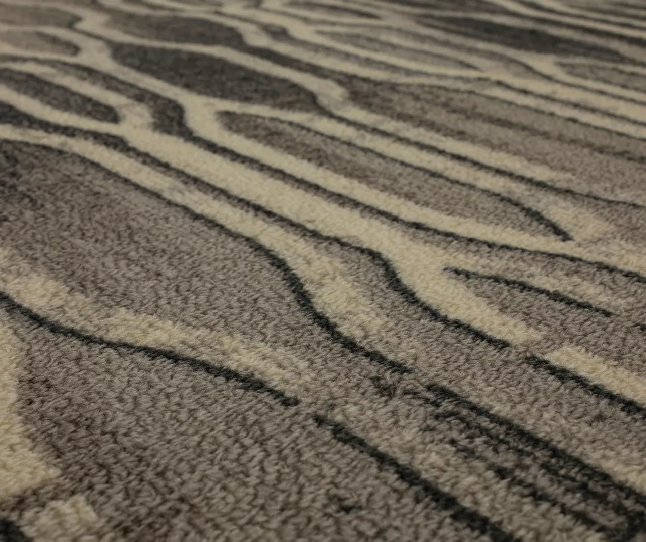 Oaklane Gray & Beige Geo Stripe Area Rug, (6' X 9') 4 Oaklane Gray & Beige Geo Stripe Area Rug, (6' X 9') - Image 4