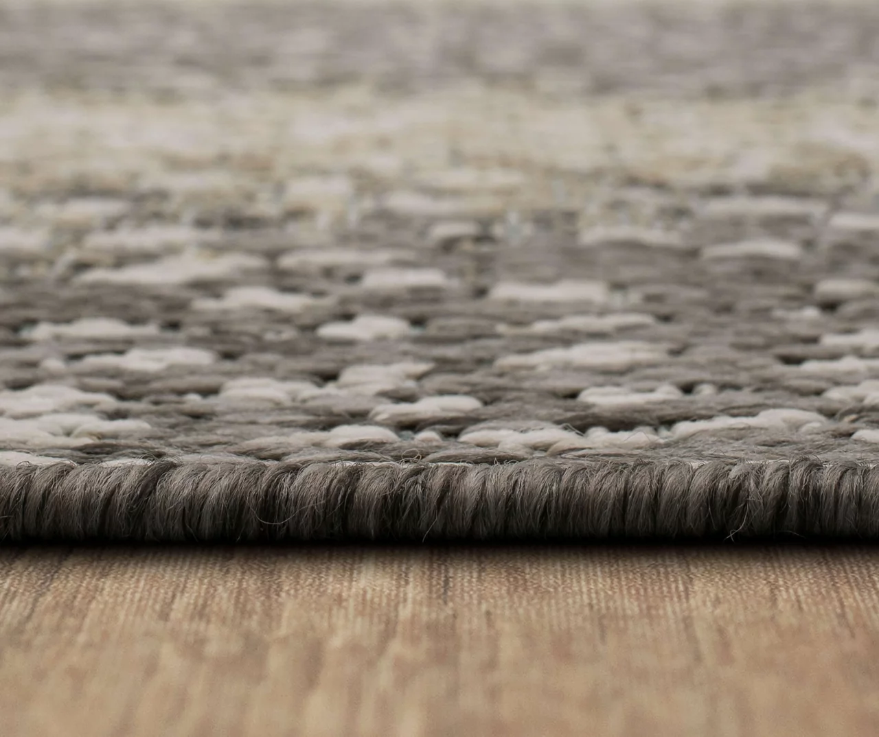 Light Gray & Tan Antelope Print Outdoor Area Rug, (2.5' X 6') 8 Light Gray & Tan Antelope Print Outdoor Area Rug, (2.5' X 6') - Image 8