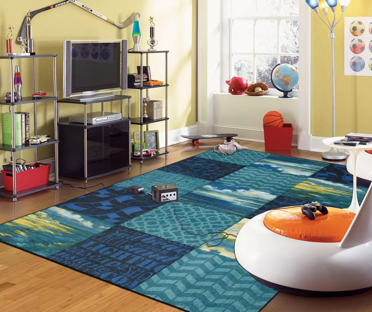 Beachscape Navy & Blue Patchwork Area Rug, (5' X 8') 7 Beachscape Navy & Blue Patchwork Area Rug, (5' X 8') - Image 7