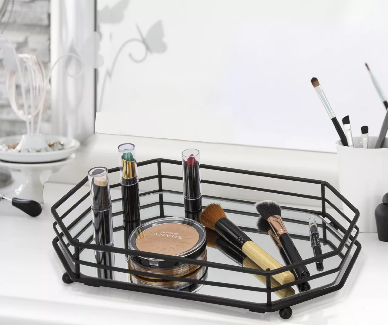 Matte Black 2-Bar Geometric Mirrored Vanity Tray 2 Matte Black 2-Bar Geometric Mirrored Vanity Tray - Image 2
