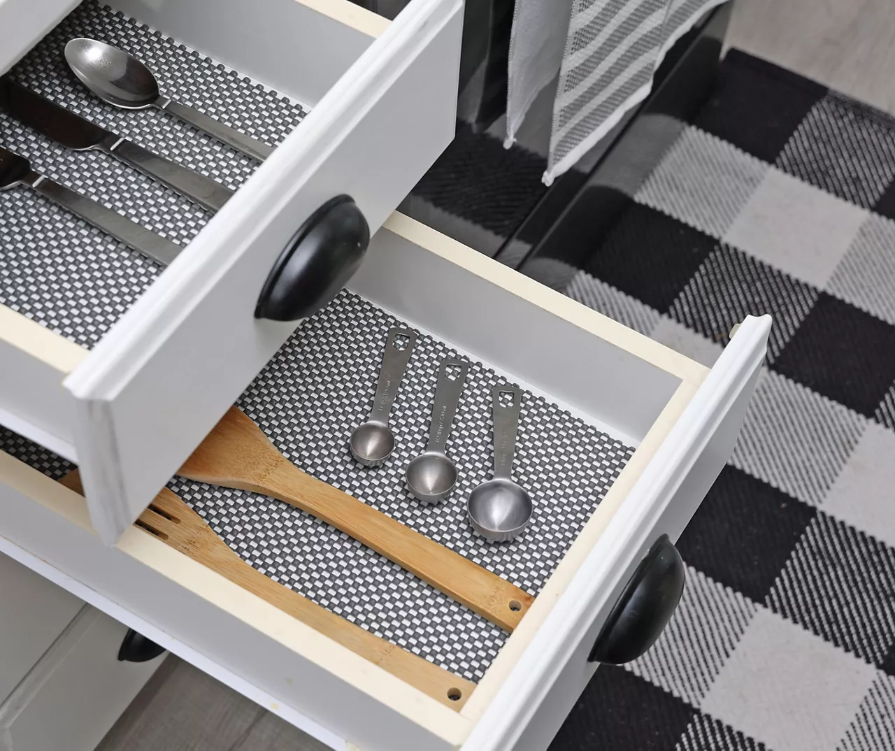 Dark Gray Extra Thick Grip Ultra Shelf & Drawer Liner, (12" X 15') 4 Dark Gray Extra Thick Grip Ultra Shelf & Drawer Liner, (12" X 15') - Image 4